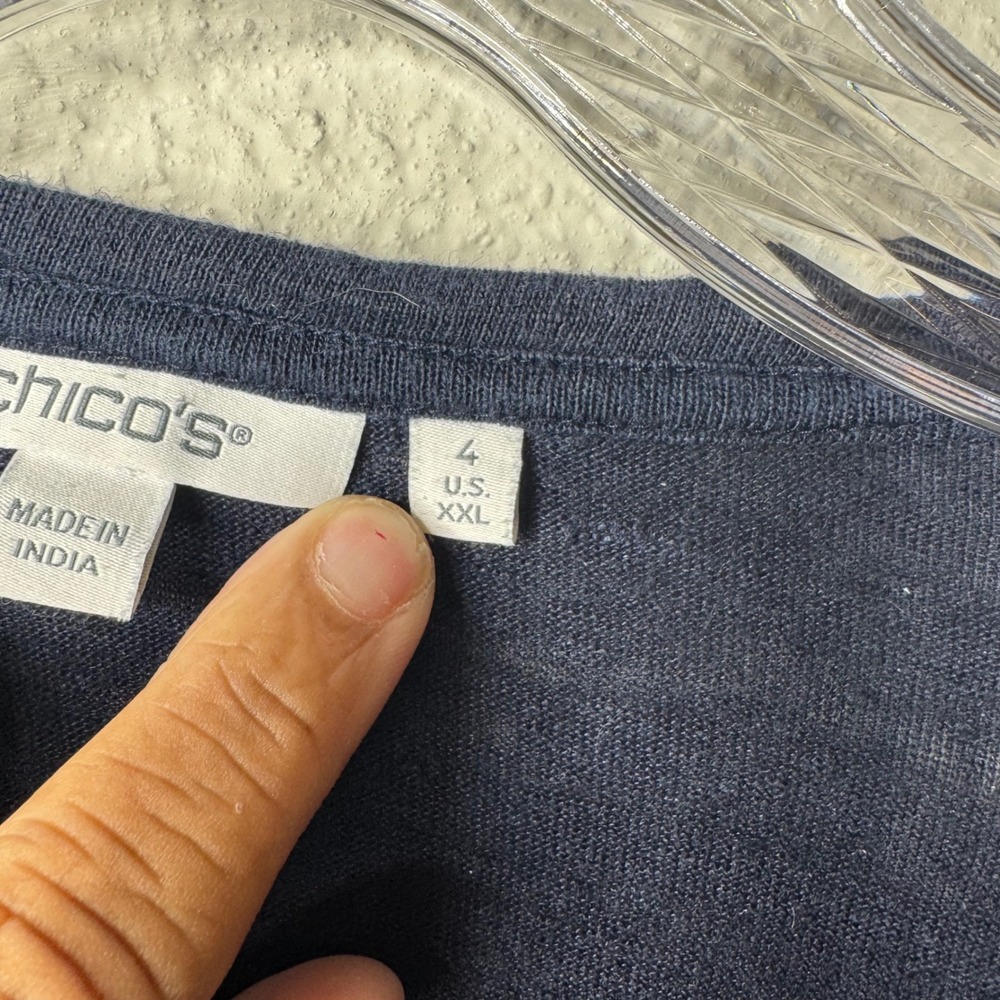 Chicos Linen Blend V Neck Top Navy Blue Size 4 XXL Boho - Picture 3 of 8